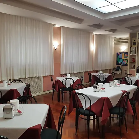 Szálloda Nettuno Porto San Giorgio